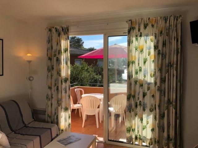 50M Plage T2 Grande Terrasse Vue Mer Climatise Piscine Chauffee, Parking Clos Gratuit Sanary-sur-Mer Εξωτερικό φωτογραφία